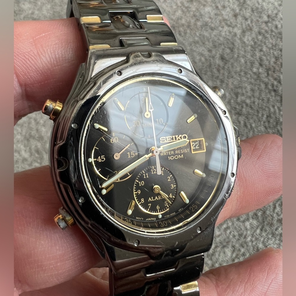 Seiko chronograph quartz (early 2000s)